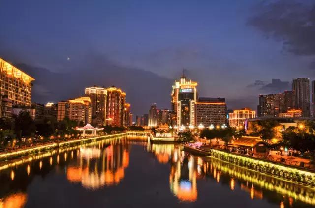 对不起成都，我只能给你90分！