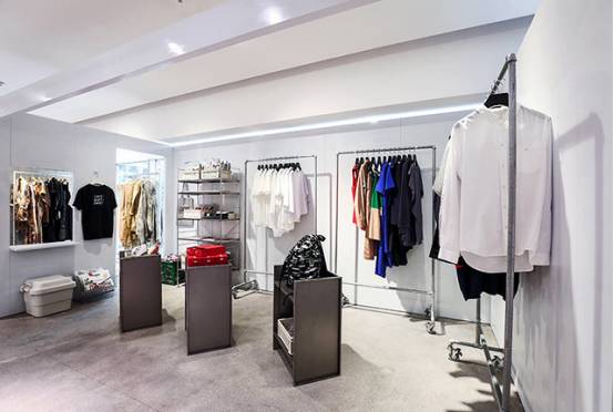 穿很潮去买手店,穿潮流约女神魔都潮流买手店指南