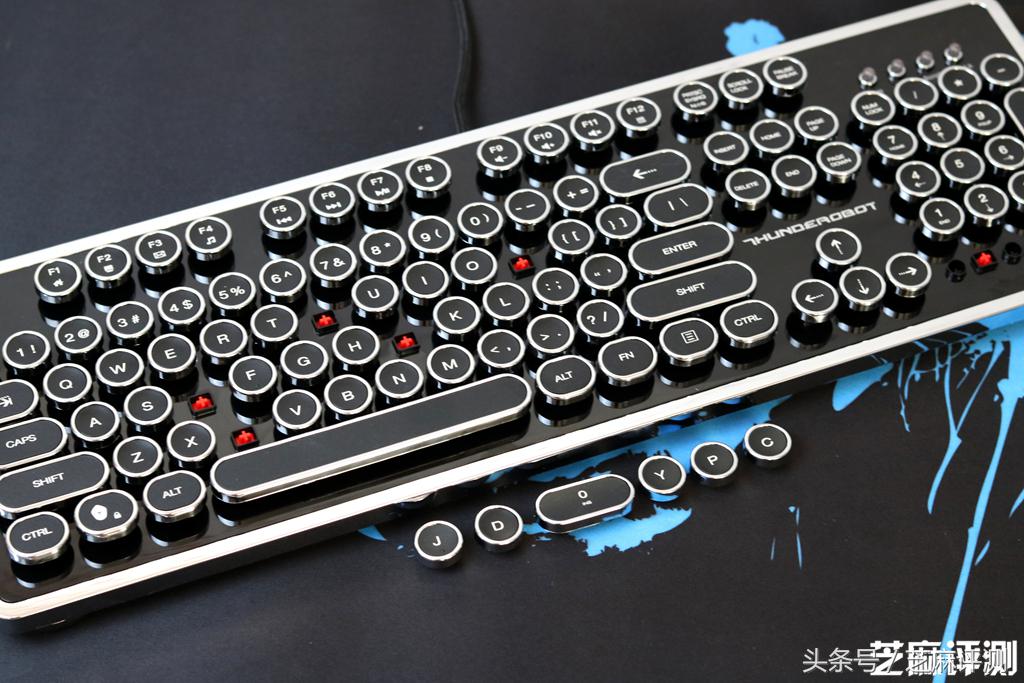 闆风鏈烘閿洏k60c,闆风k60t閿洏鎬庢牱