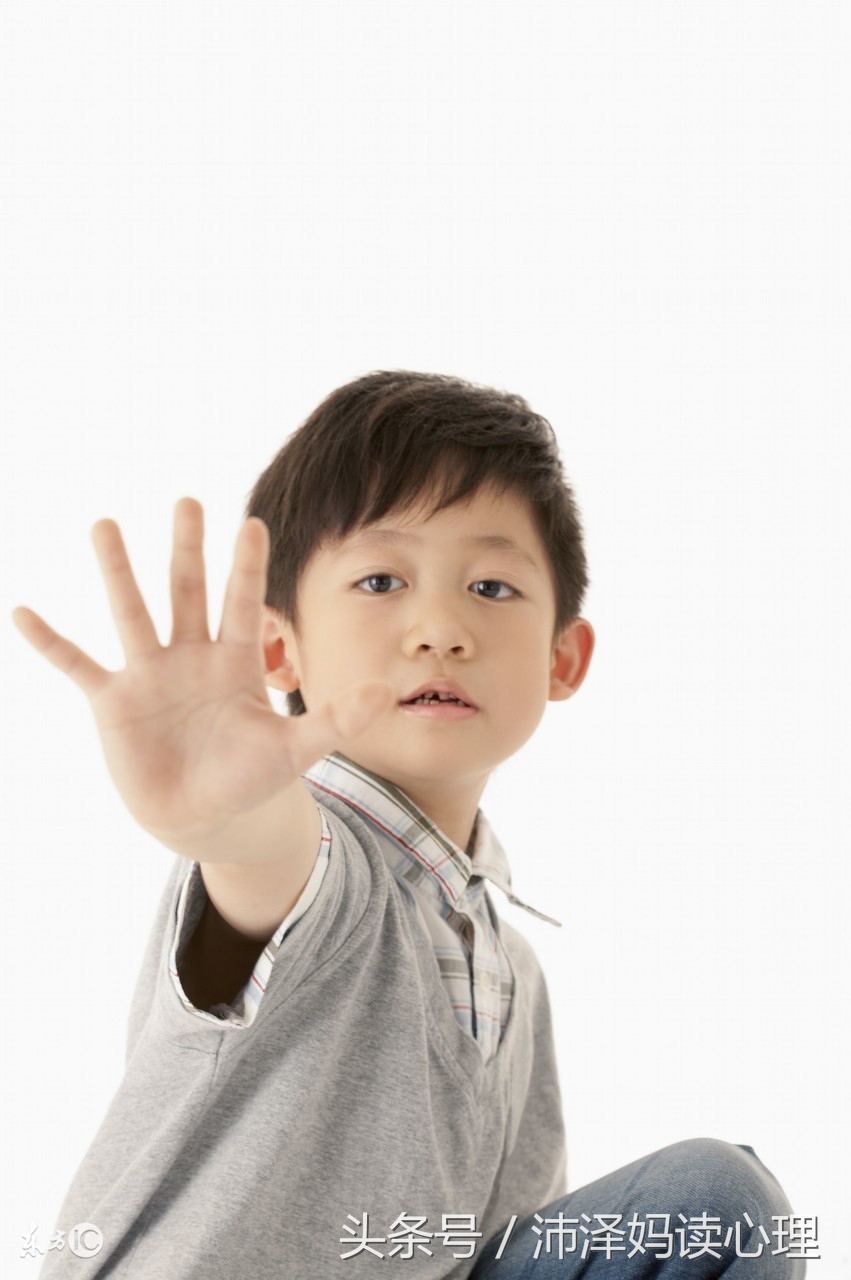 孩子被起外号怎么回怼,怎么开导孩子被小朋友起外号