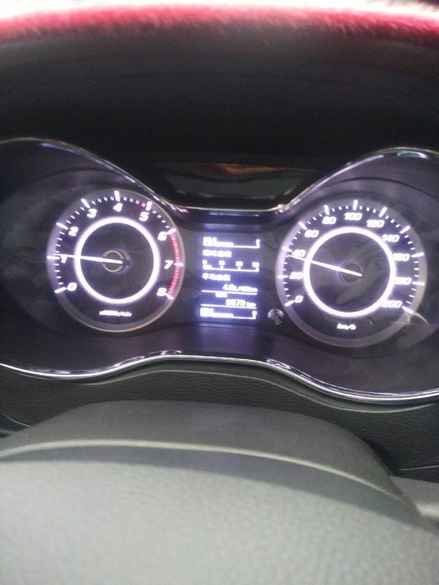 宝骏560主驾驶室玻璃异响,宝骏560底盘咯噔咯噔异响