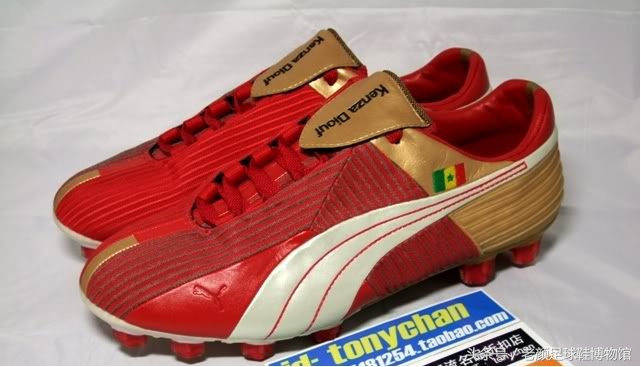 puma足球鞋ultra实战,puma最新公认脚感最好的足球鞋