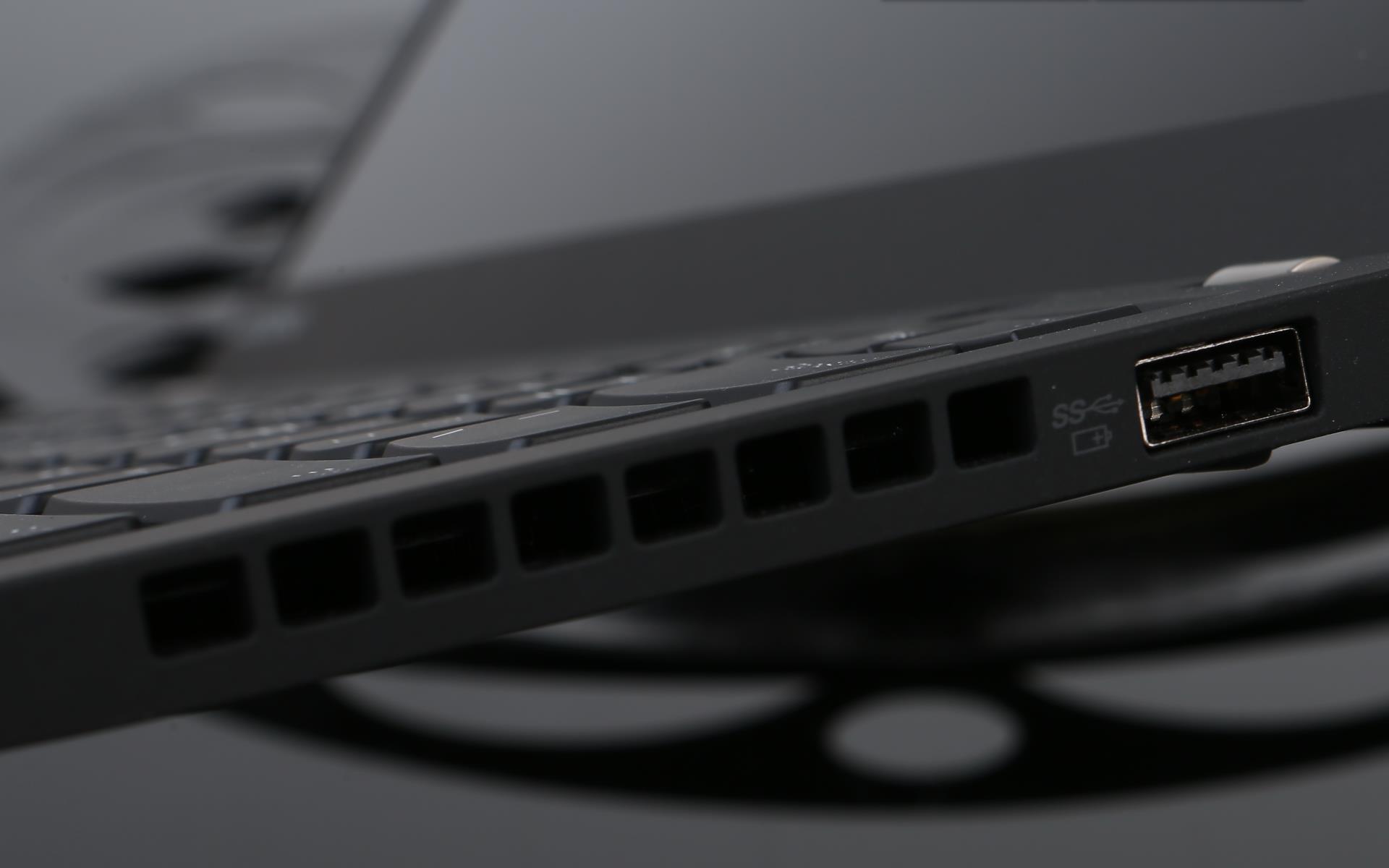 thinkpad巅峰之作x1carbon 2018款 (2017款thinkpad x1carbon使用体验)