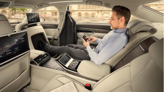 外媒实测全新A8，它能对抗宝马7系和奔驰S级吗？