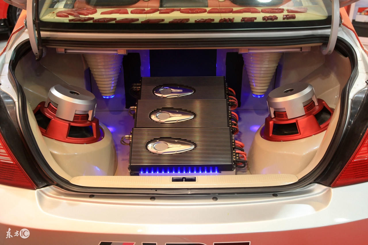 买车低配还是买高配?买了低配改高配划算吗?