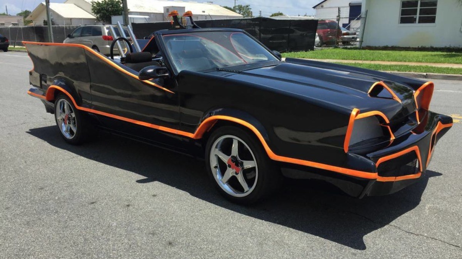 蝙蝠侠里面的野马,野马蝙蝠侠