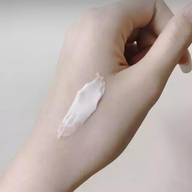 祛疤膏真的去不了增生吗,疤痕三四年了用祛疤膏能淡化吗