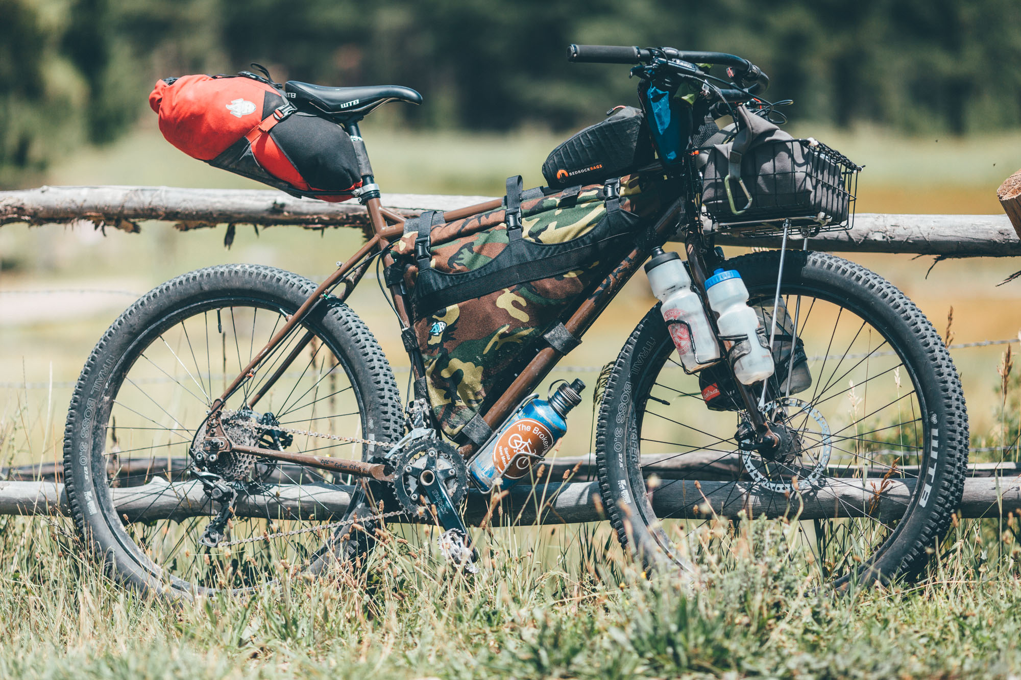 一千多块的山地车骑行轻松吗,什么样的山地车适合长途骑行