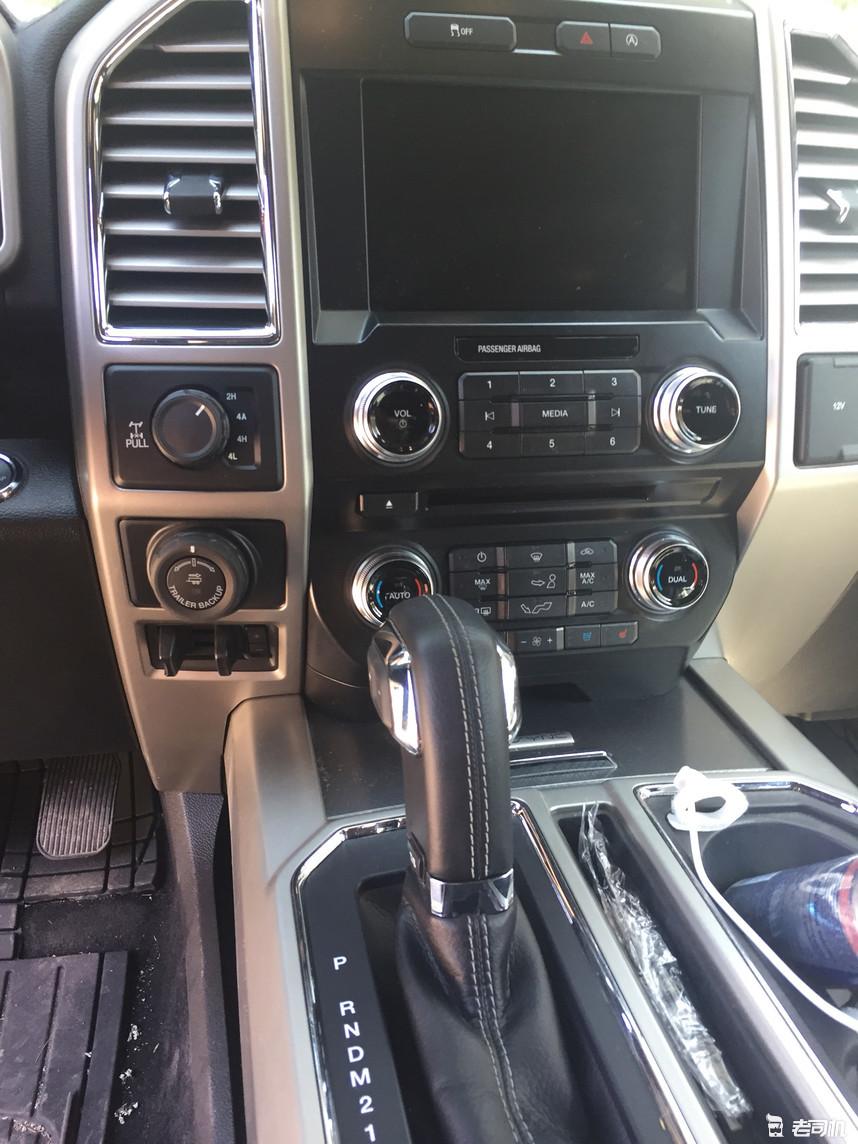 加拿大车牌为什么会被扣,为什么加拿大的汽车只有一个车牌