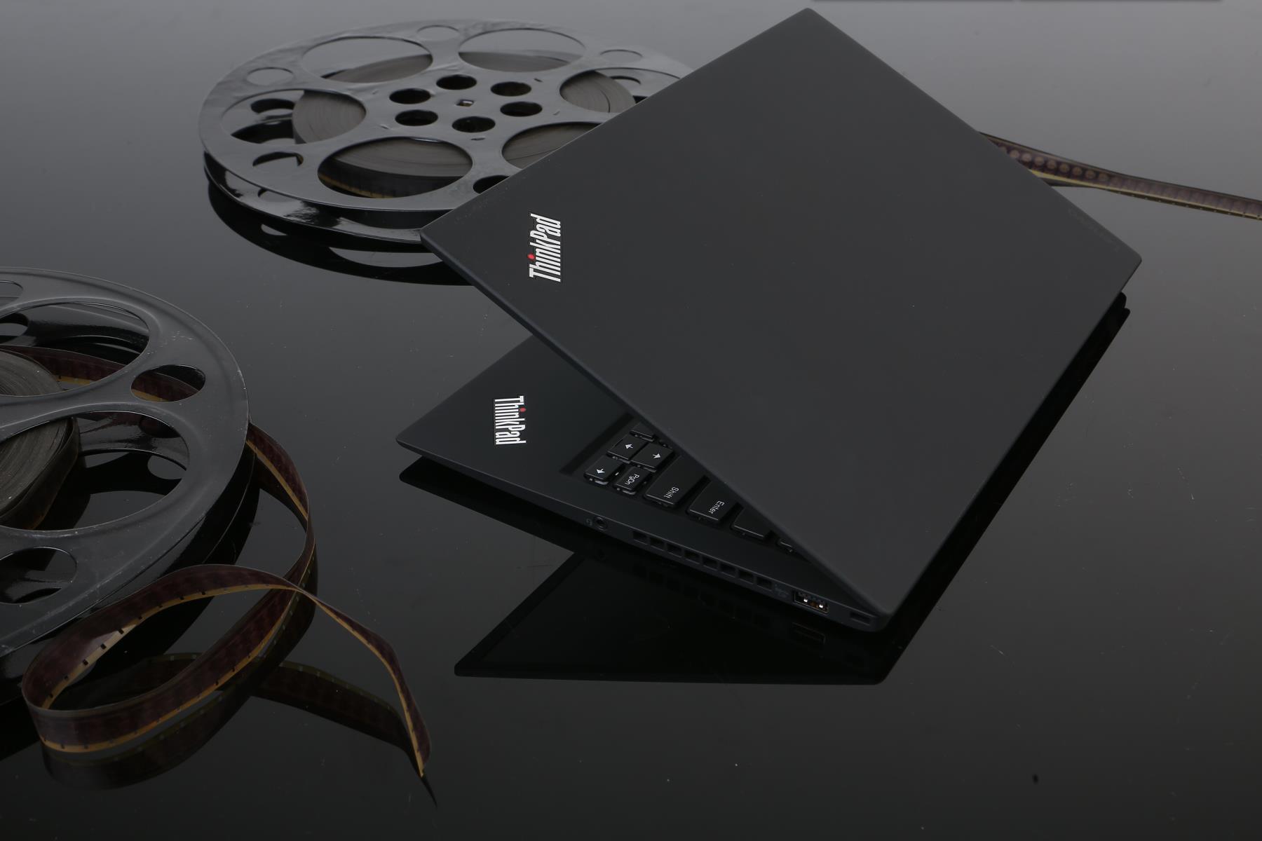 thinkpad巅峰之作x1carbon 2018款 (2017款thinkpad x1carbon使用体验)