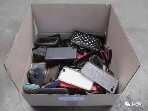 悉尼机场有哪些奢侈品包包,悉尼机场纪念品