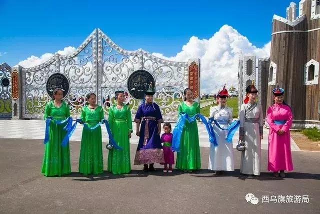 去了内蒙为什么敬酒三杯,哈达怎么接,马奶也是良药?