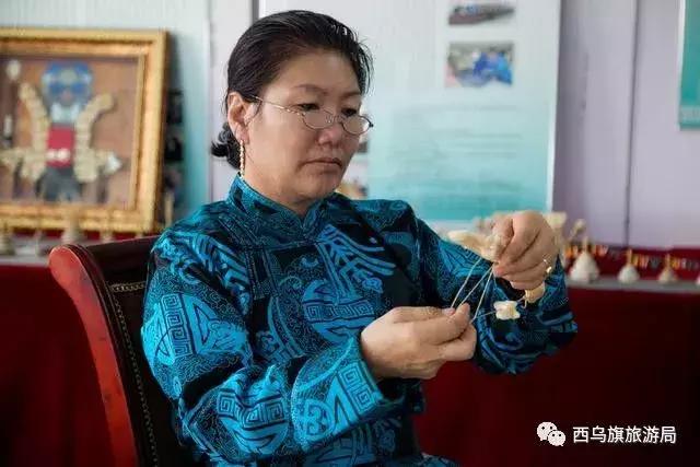 去了内蒙为什么敬酒三杯,哈达怎么接,马奶也是良药?