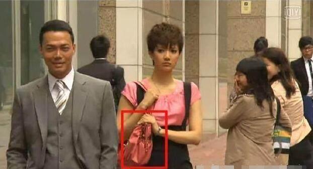 张丰毅范冰冰穿帮视频,让人尴尬的穿帮镜头成为了经典