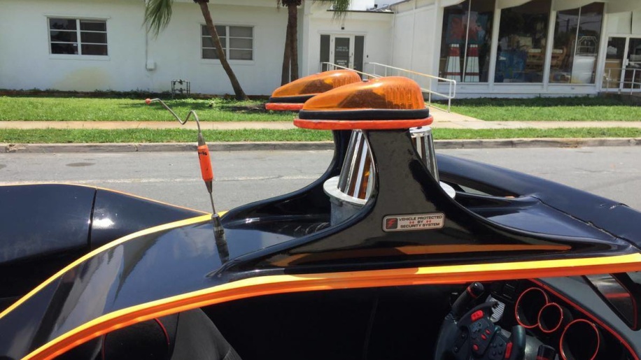 蝙蝠侠里面的野马,野马蝙蝠侠