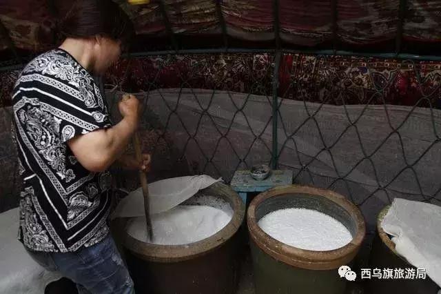 去了内蒙为什么敬酒三杯,哈达怎么接,马奶也是良药?