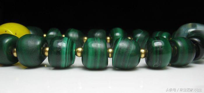 孔雀石是珠宝吗,奢侈品珠宝孔雀石