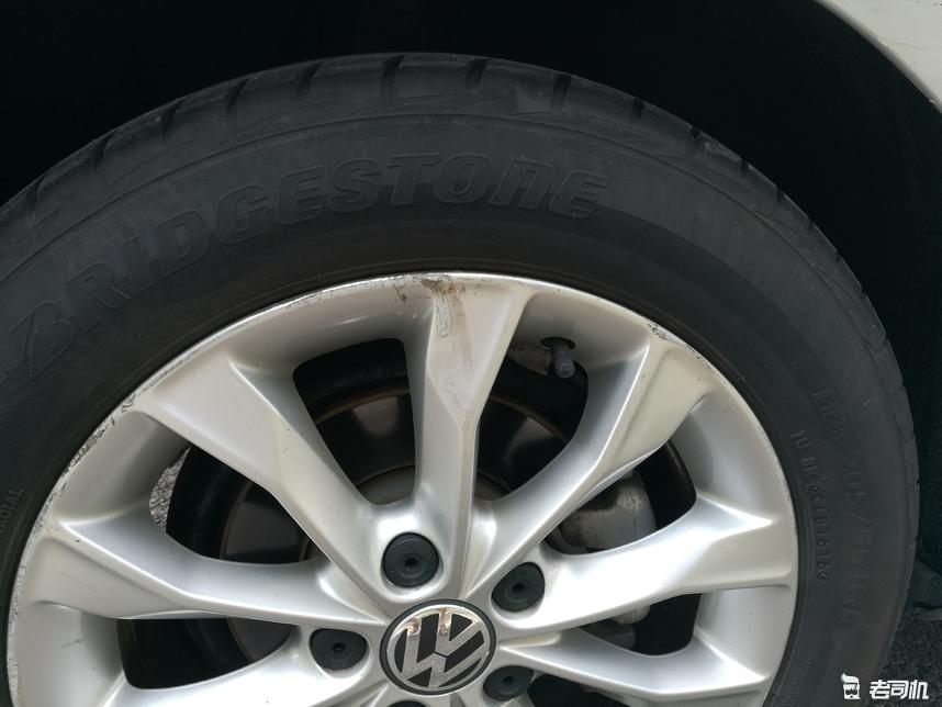 花7万多买二手高尔夫划算吗,二手高尔夫10多万公里了可以买吗