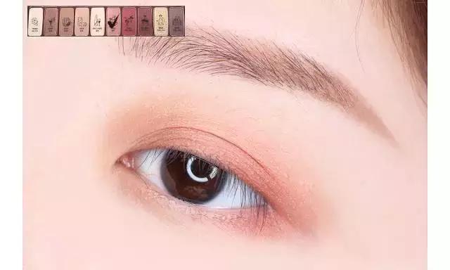 爱丽小屋眼影br401怎么用 (爱丽小屋眼影盘dusty cat)
