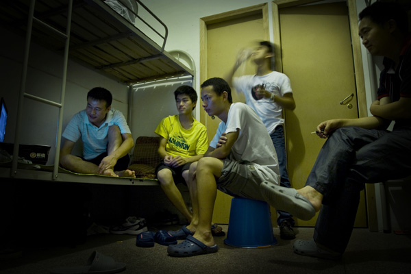 北京三环租房公寓1000块钱左右,北京三环内400元左右单间公寓