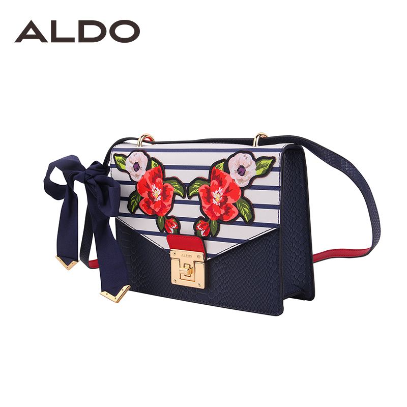 推荐适合职场的包包,职场女生大牌包包推荐