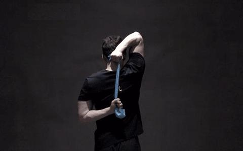 低头玩手机颈椎痛有什么姿势缓解,低头玩手机脖子疼吃什么药