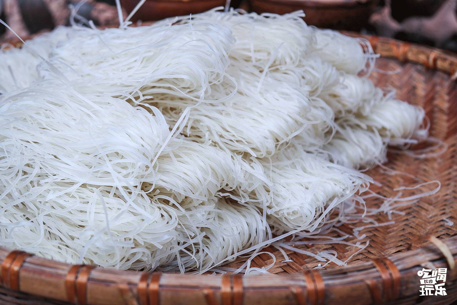 无辣不欢里面的海鲜店,无辣不欢的饭