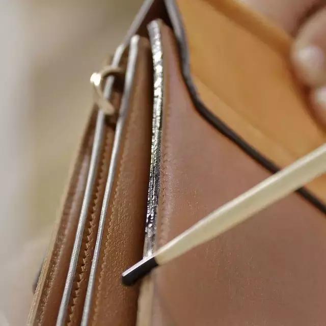 被疯抢的茅台酒,被疯抢的苹果