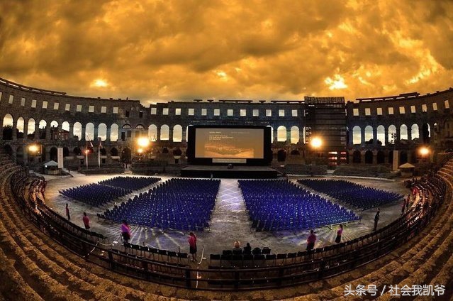 杭州电影院最大情侣厅,杭州最豪华情侣电影院