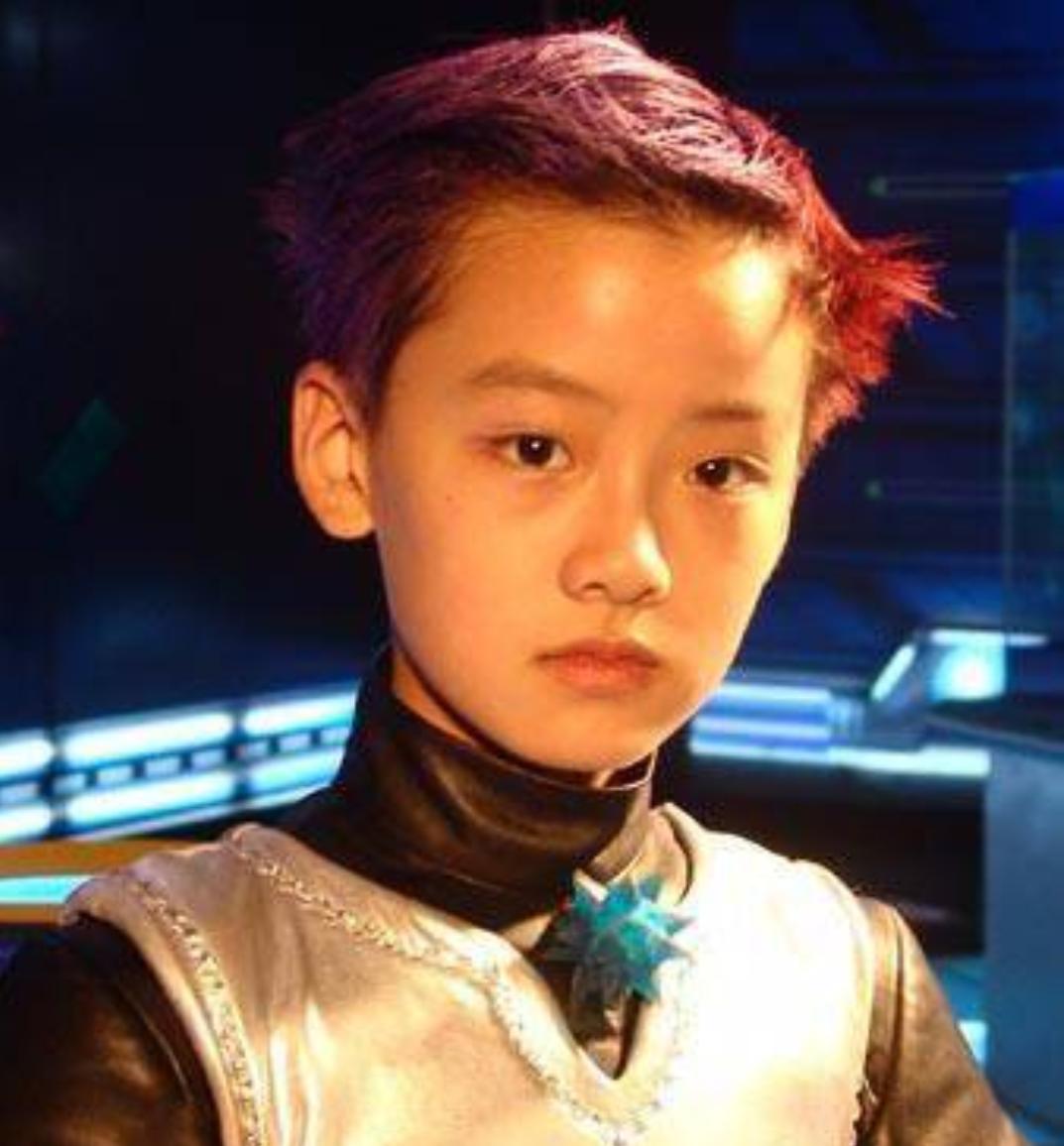 快乐星球艾克早恋,快乐星球艾克长大后现状