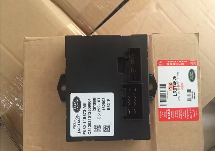 买新车容易被忽悠的细节,如何辨别汽车车门配件原厂件