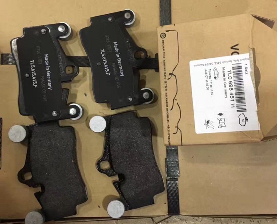 买新车容易被忽悠的细节,如何辨别汽车车门配件原厂件