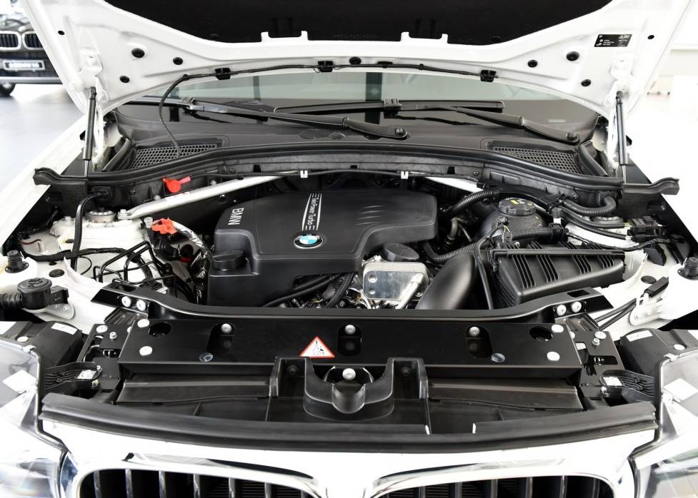 x328i,2021宝马x328i功能讲解