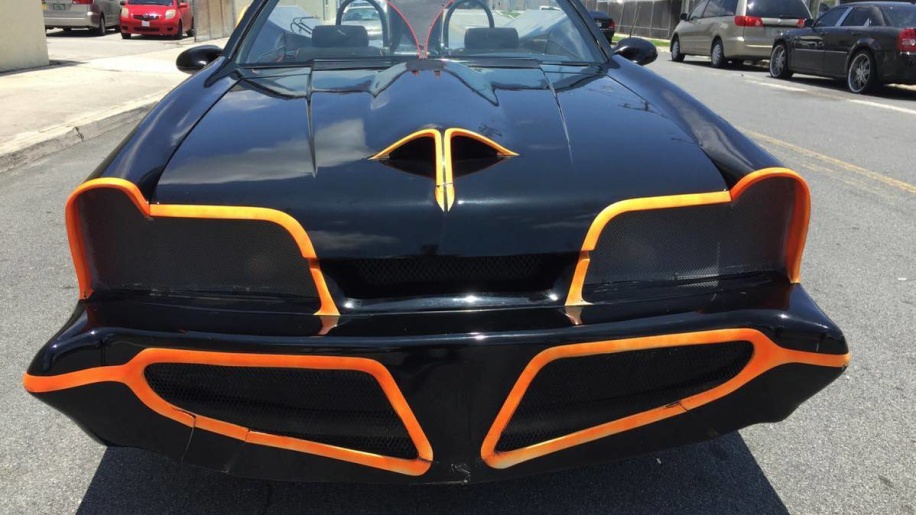 蝙蝠侠里面的野马,野马蝙蝠侠