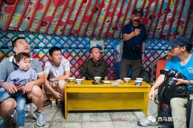 去了内蒙为什么敬酒三杯,哈达怎么接,马奶也是良药?