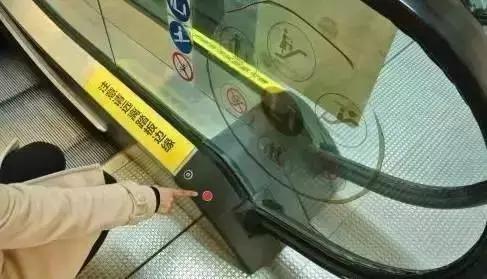 提醒：超市里的购物车千万别再这么用了，出事了！