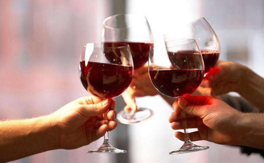 男人养肾补精水鱼汤,肾精亏虚须发早白的偏方