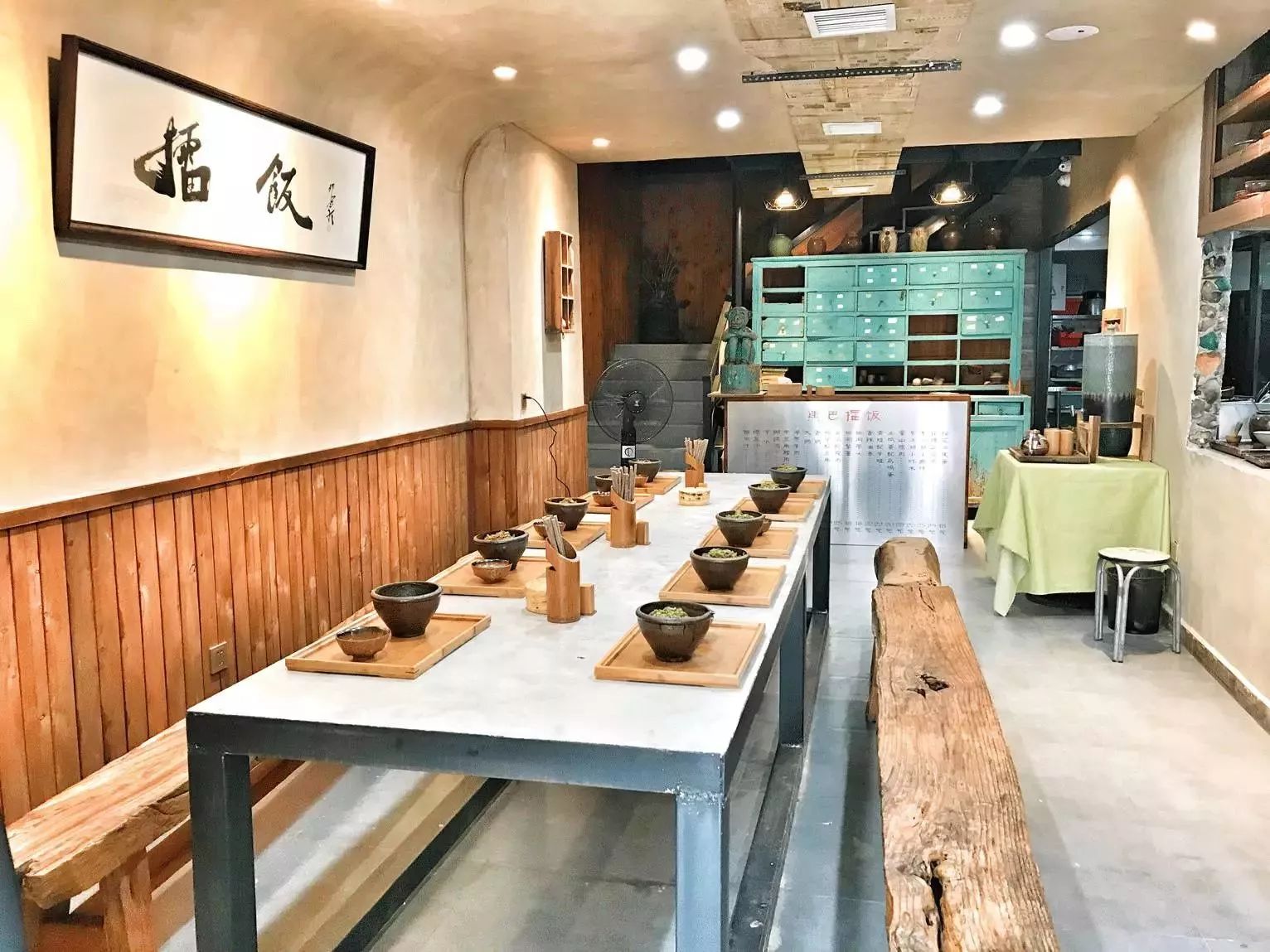 无辣不欢里面的海鲜店,无辣不欢的饭