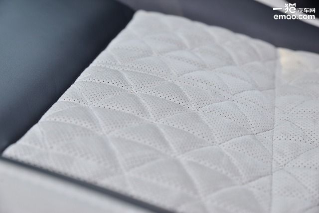 年轻人新款车型,日产全新一代西玛试驾