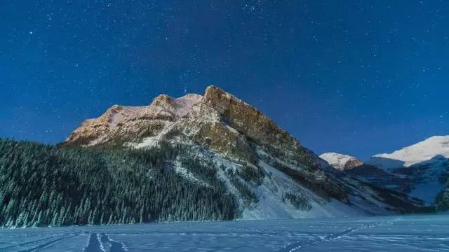 荒野猎人小李子救印第安女人,荒野猎人小李子遇到暴风雪
