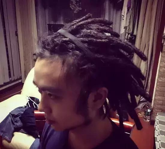 越看越帅的脸型国字脸,短国字脸怎么整成窄方脸