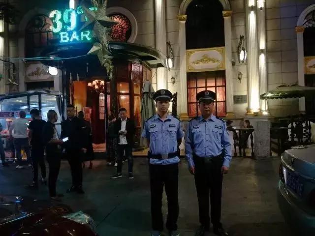 「迎接十九大」多图曝光！石鼓民警假期“夜生活”