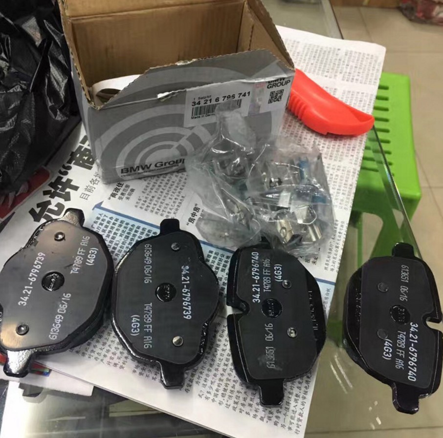 买新车容易被忽悠的细节,如何辨别汽车车门配件原厂件