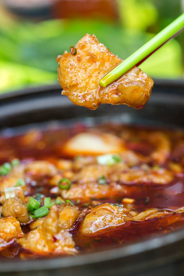 济南哪里的酸菜鱼做的最好吃,济南吃货鲽鱼头