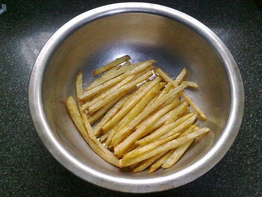 如何在家里做薯条给孩子吃最简单,薯条家庭自制做法保证孩子都爱吃