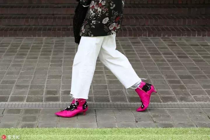 穿上一双“宝石鞋”温柔的走入你的秋天