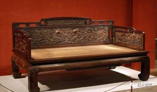 罗汉床招待贵宾,有钱人都在用罗汉床招待贵宾