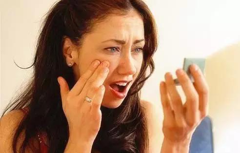 青少年内分泌失调会变丑吗,内分泌失调致人发胖