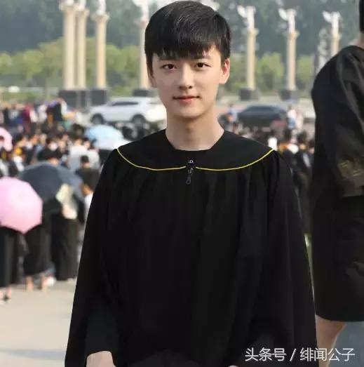 《快乐星球》的他家暴SNH48的她,不仅出轨甚至连猫都不放过!