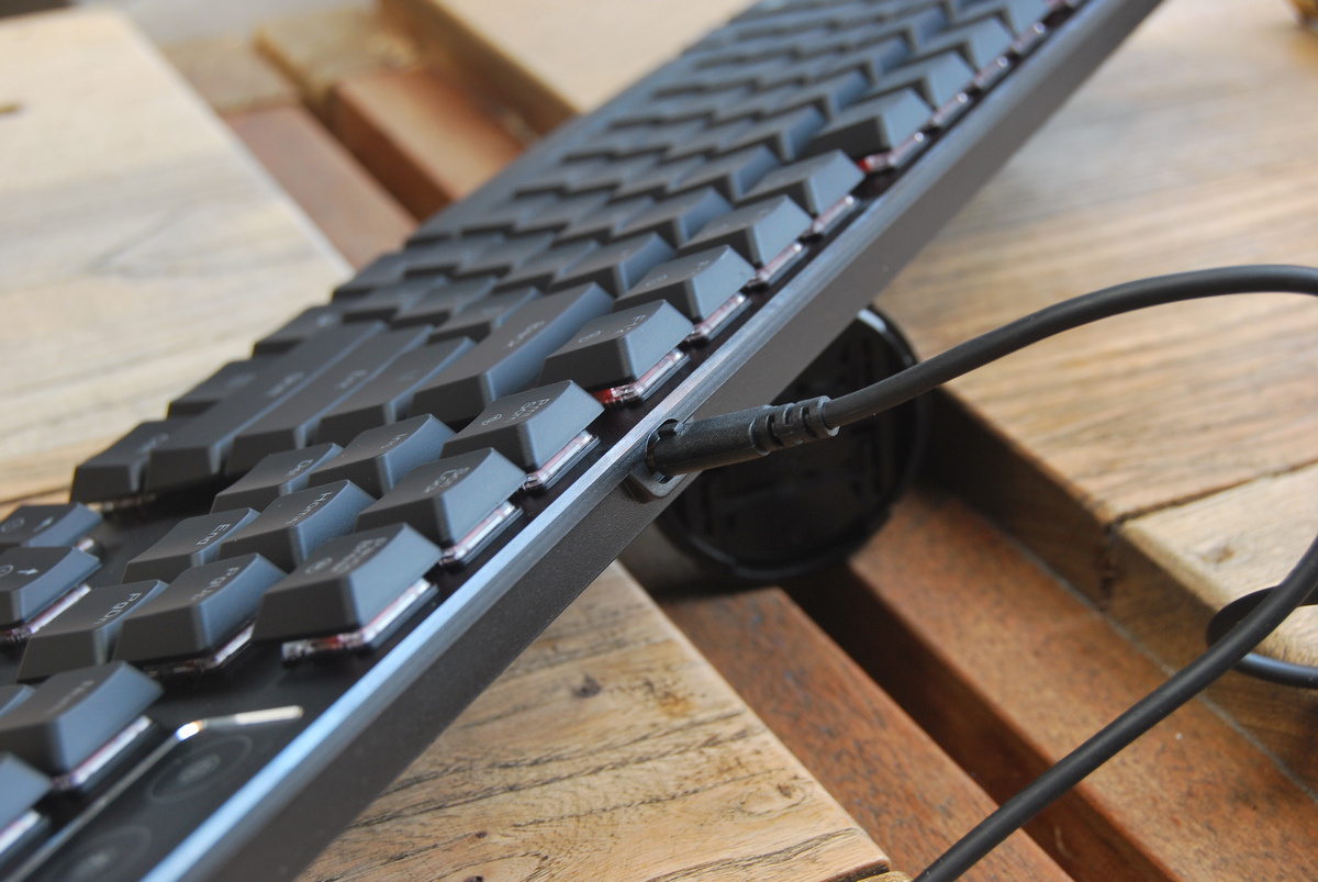 达尔优ek812机械键盘银轴开箱,达尔优键盘ek815108评测